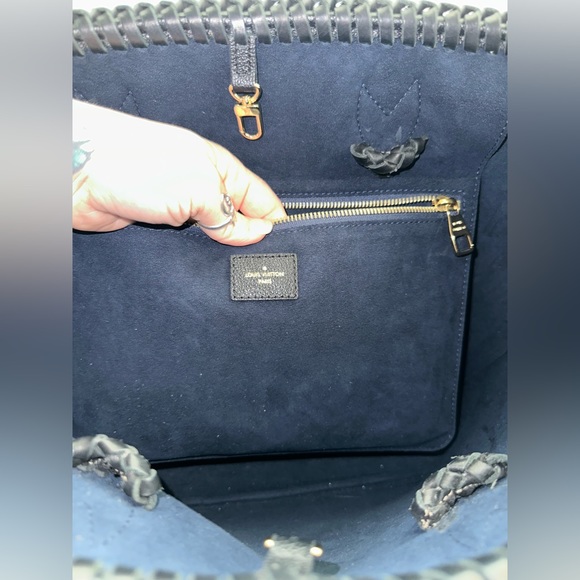 ✨SOLD✨Louis Vuitton neverfull empreinte noir - Picture 9 of 13